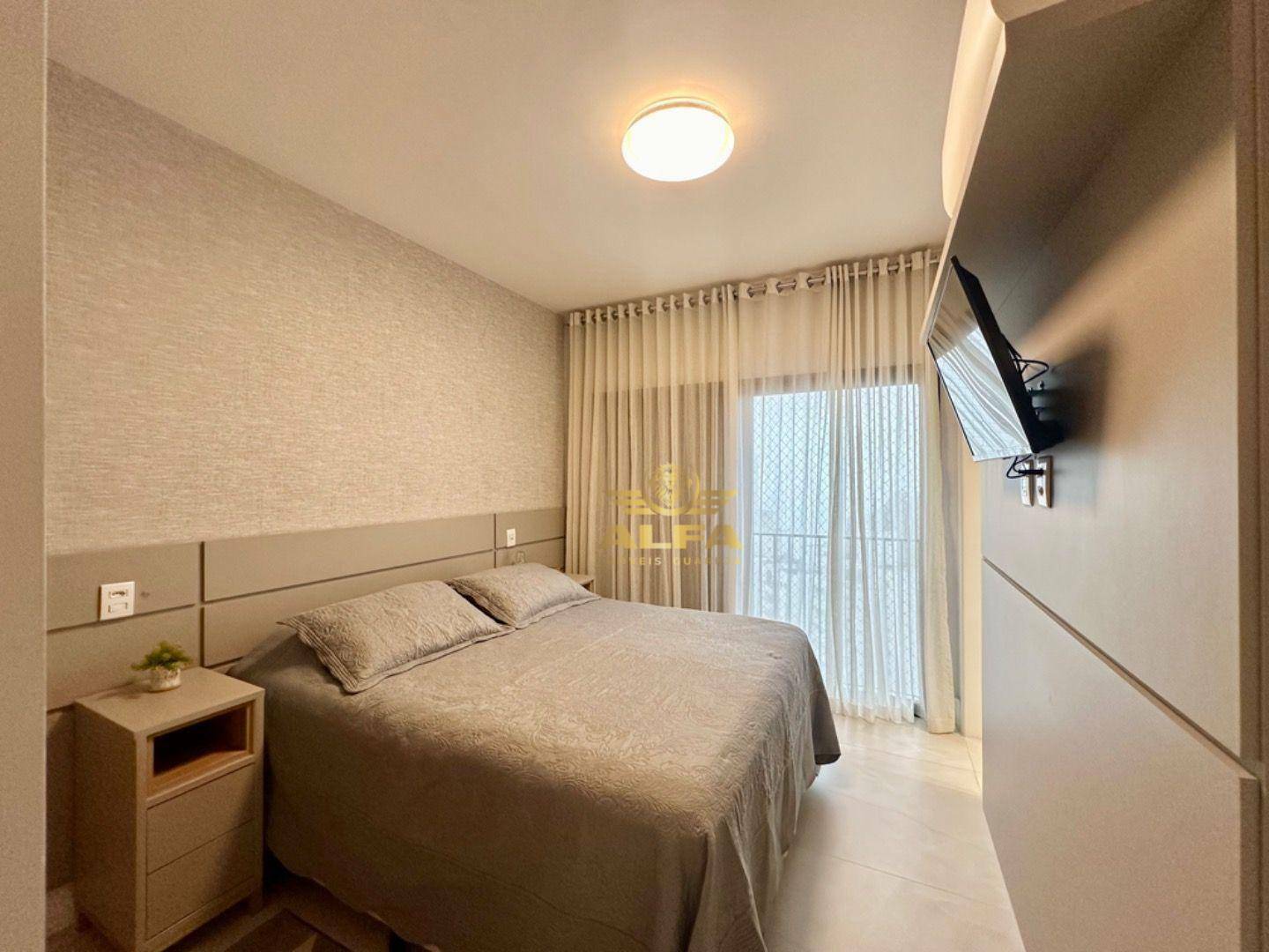 Apartamento à venda com 3 quartos, 159m² - Foto 14