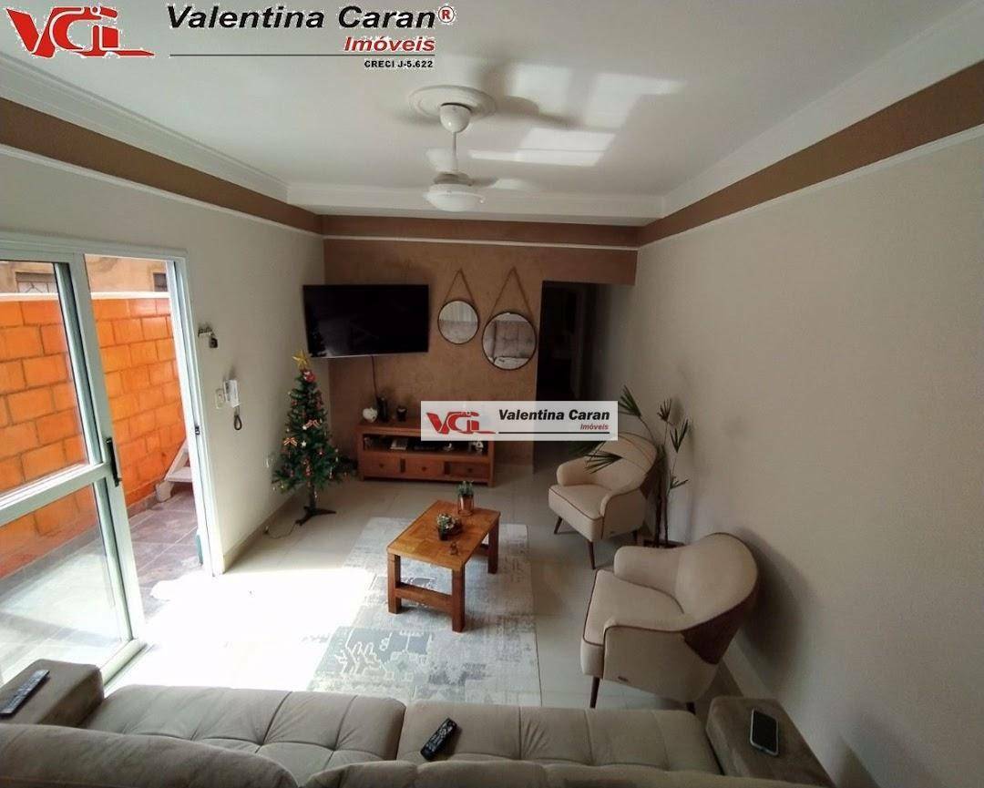 Casa à venda com 3 quartos, 125m² - Foto 2