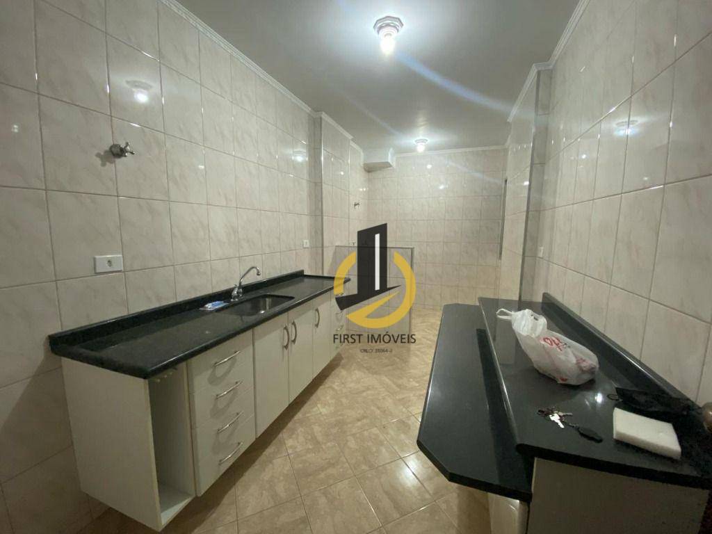 Apartamento à venda com 2 quartos, 64m² - Foto 1