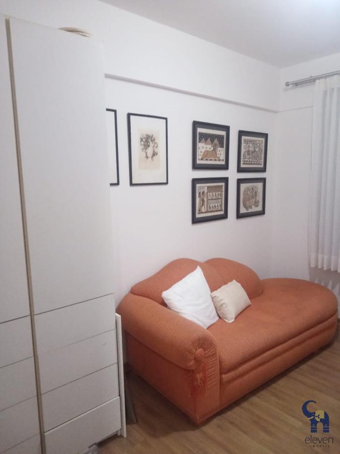 Apartamento para alugar com 3 quartos, 116m² - Foto 12