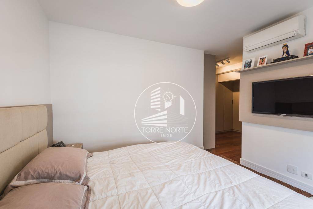 Apartamento à venda com 3 quartos, 178m² - Foto 11