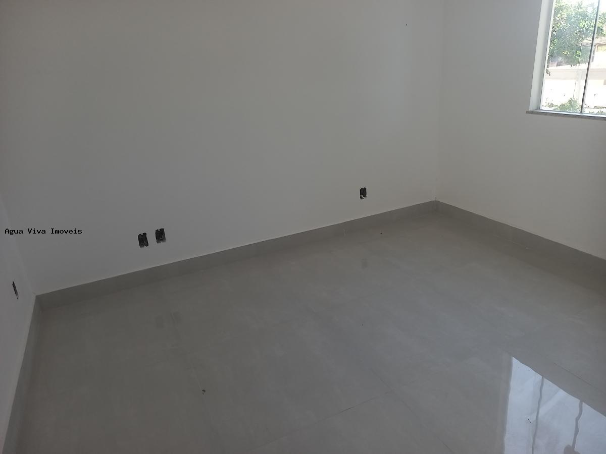 Casa à venda com 2 quartos, 100m² - Foto 8