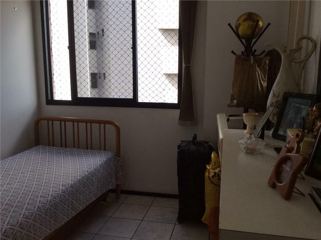 Apartamento à venda com 2 quartos, 60m² - Foto 14