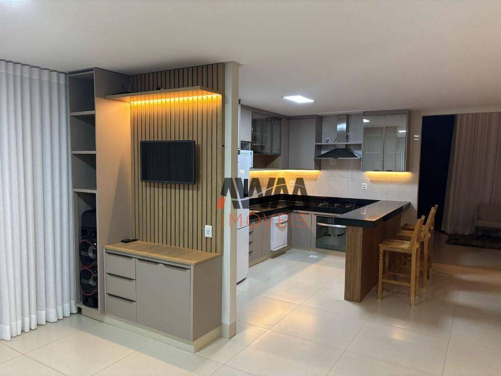 Casa de Condomínio à venda e aluguel com 4 quartos, 256m² - Foto 8