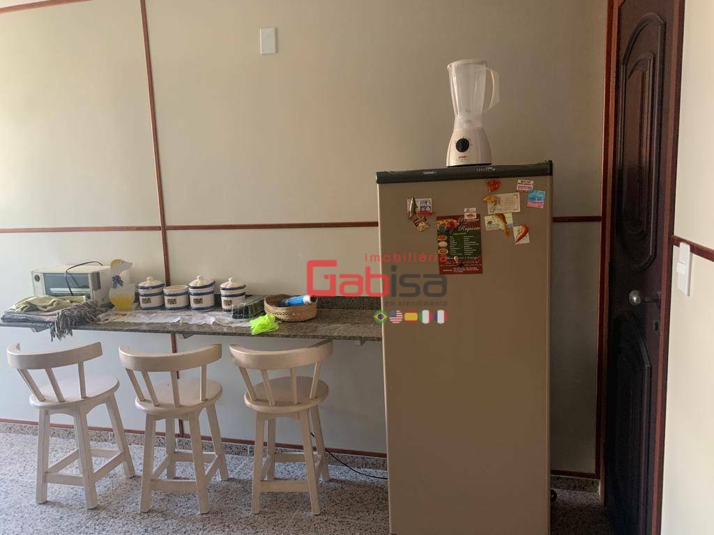 Apartamento à venda com 3 quartos, 194m² - Foto 8