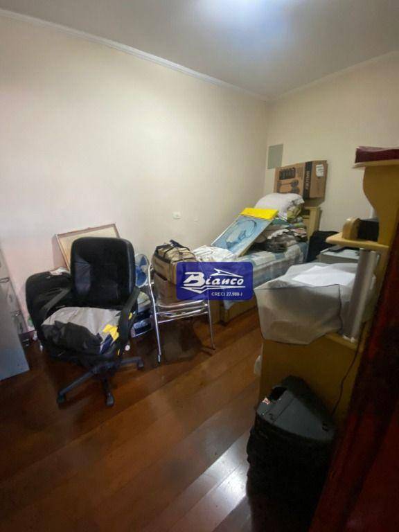 Sobrado à venda com 3 quartos, 262m² - Foto 20