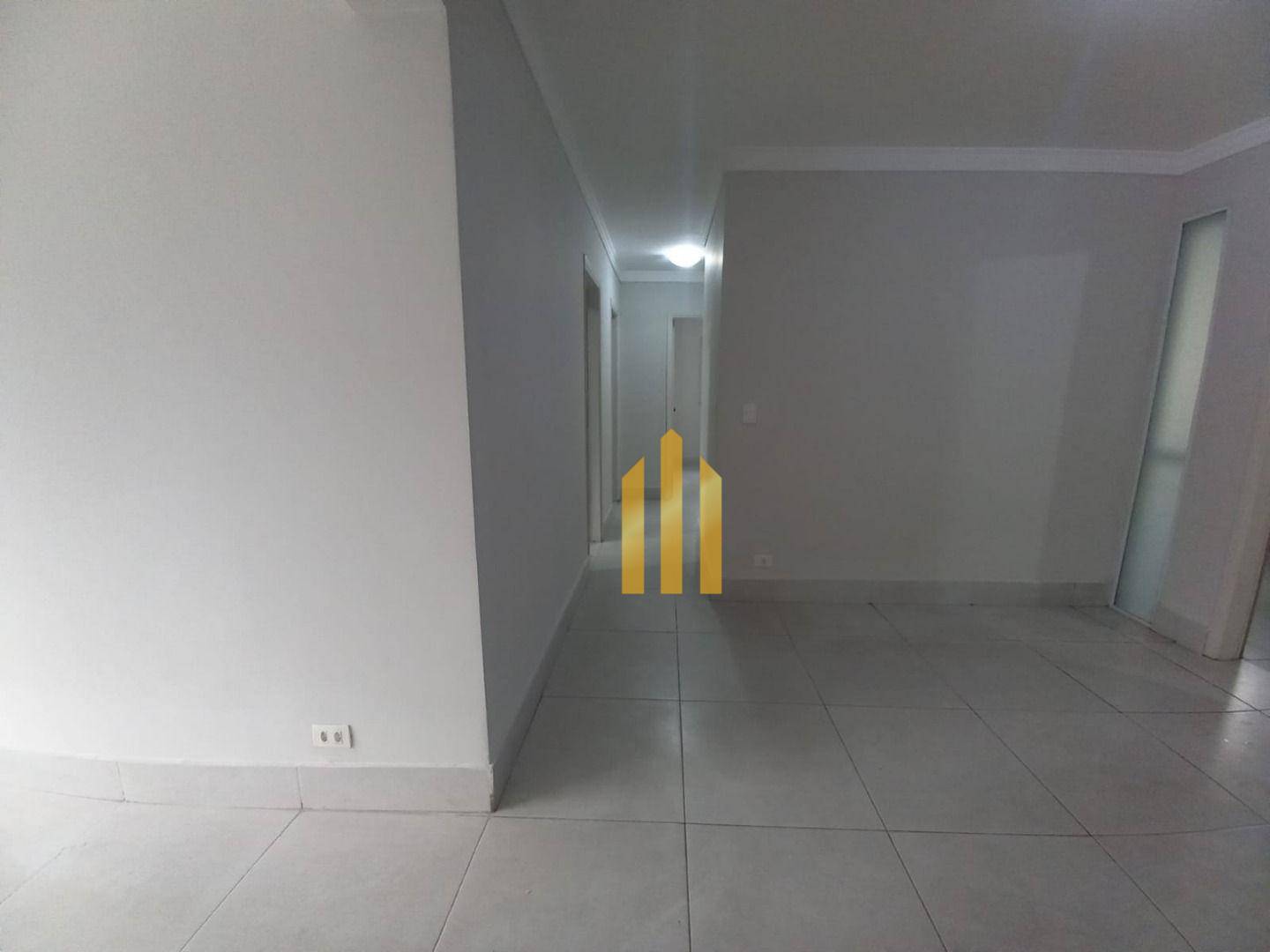 Apartamento para alugar com 3 quartos, 90m² - Foto 4