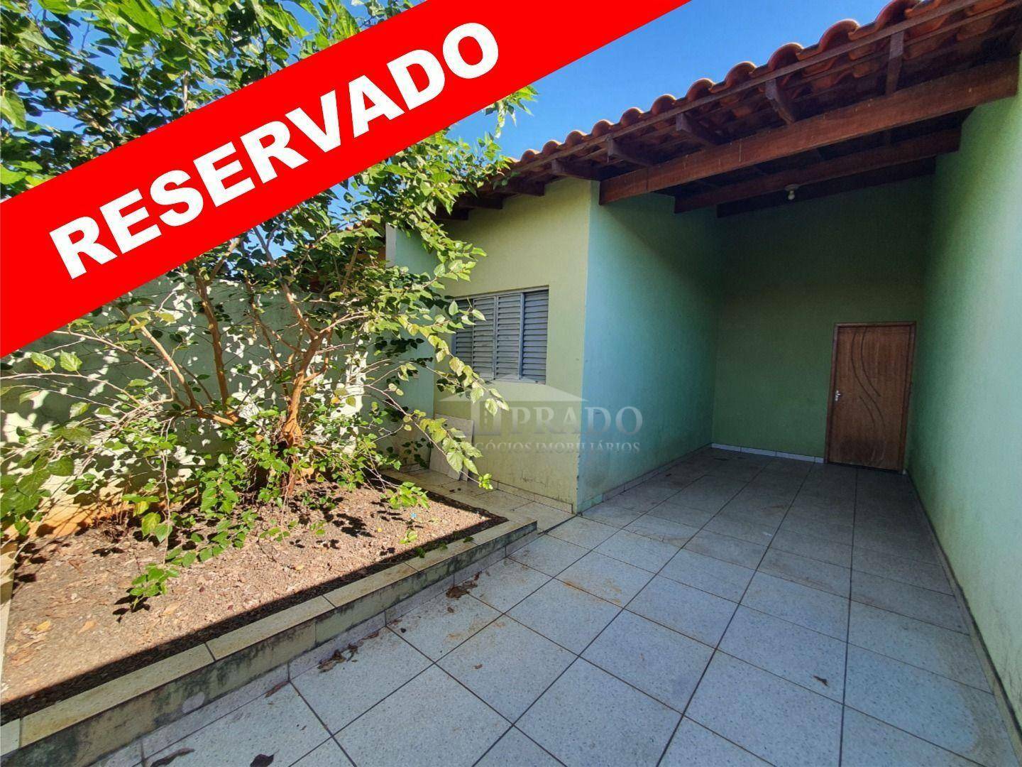 Casa à venda com 2 quartos, 69m² - Foto 1