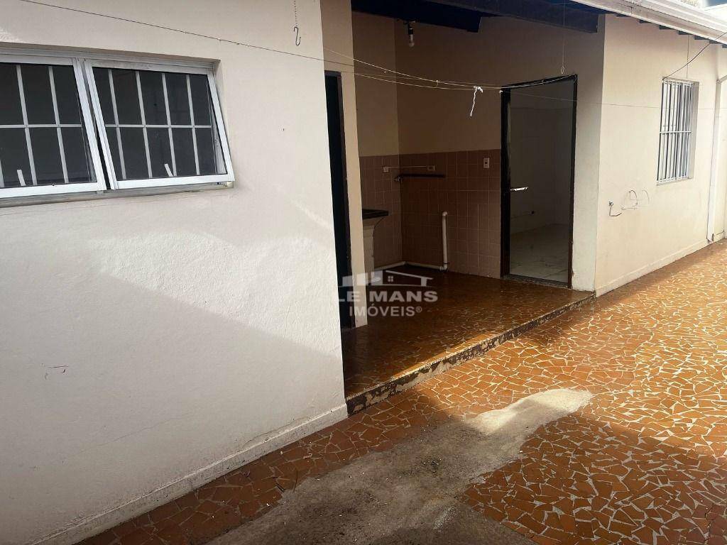 Casa à venda com 3 quartos, 180m² - Foto 28