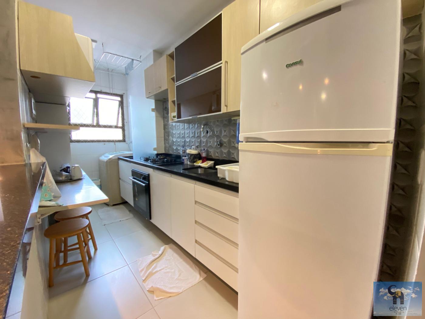 Apartamento à venda com 2 quartos, 60m² - Foto 7