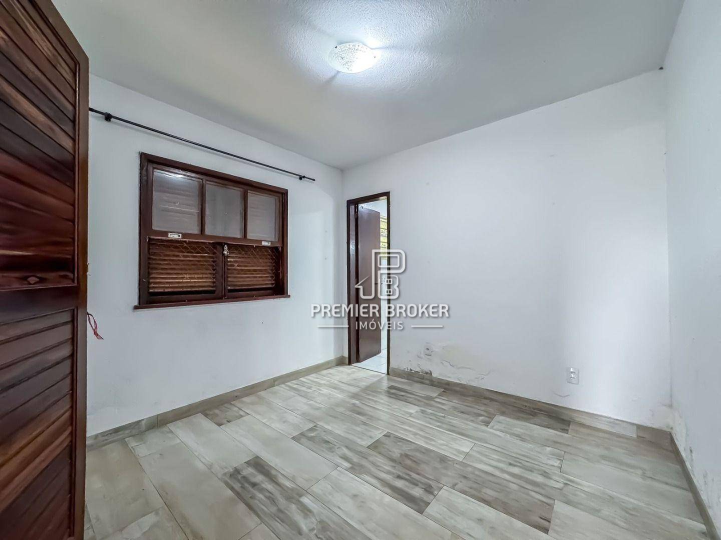 Casa à venda com 3 quartos, 100m² - Foto 16