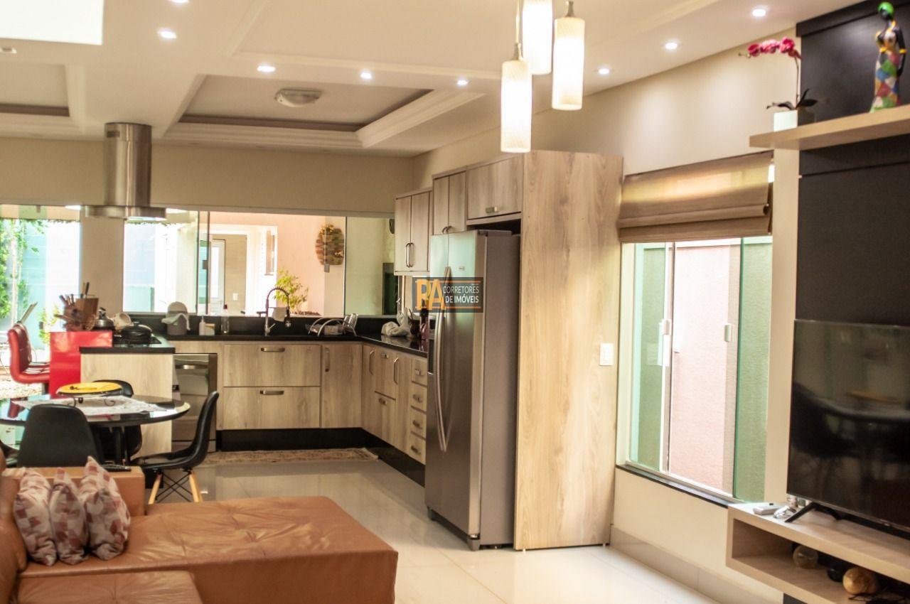 Sobrado à venda com 2 quartos, 264m² - Foto 13