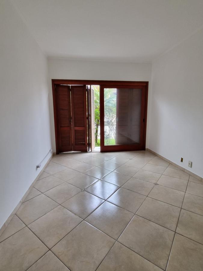 Casa à venda com 4 quartos, 267m² - Foto 4