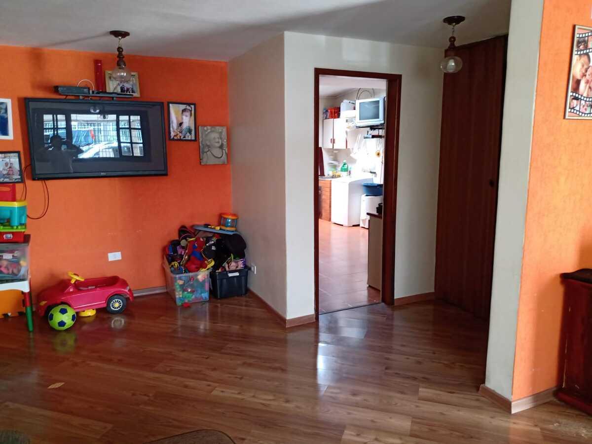 Sobrado à venda com 3 quartos, 160m² - Foto 4