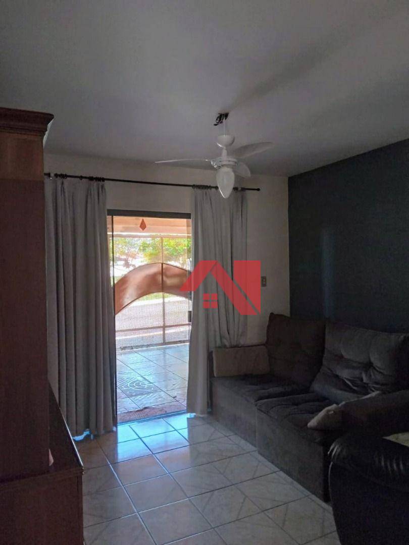 Casa de Condomínio à venda com 3 quartos, 130m² - Foto 1