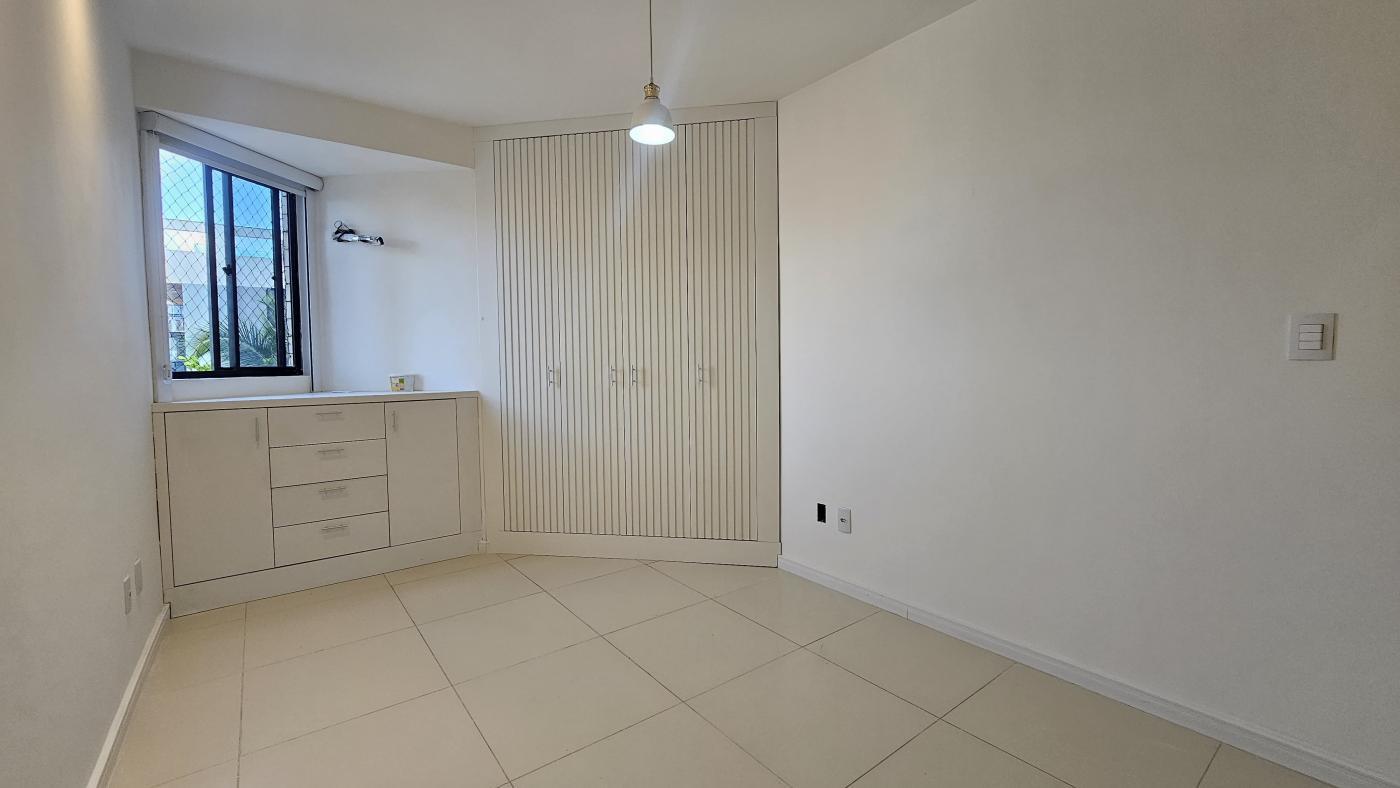 Apartamento à venda com 3 quartos, 105m² - Foto 12