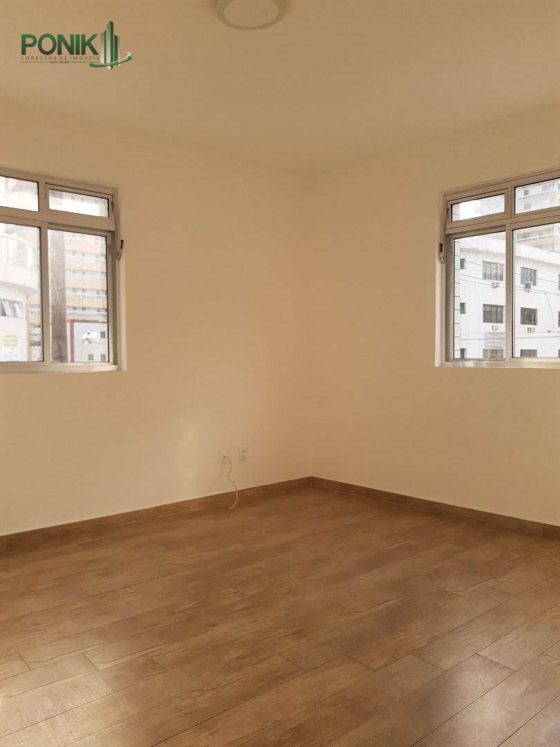 Apartamento à venda com 2 quartos, 67m² - Foto 11