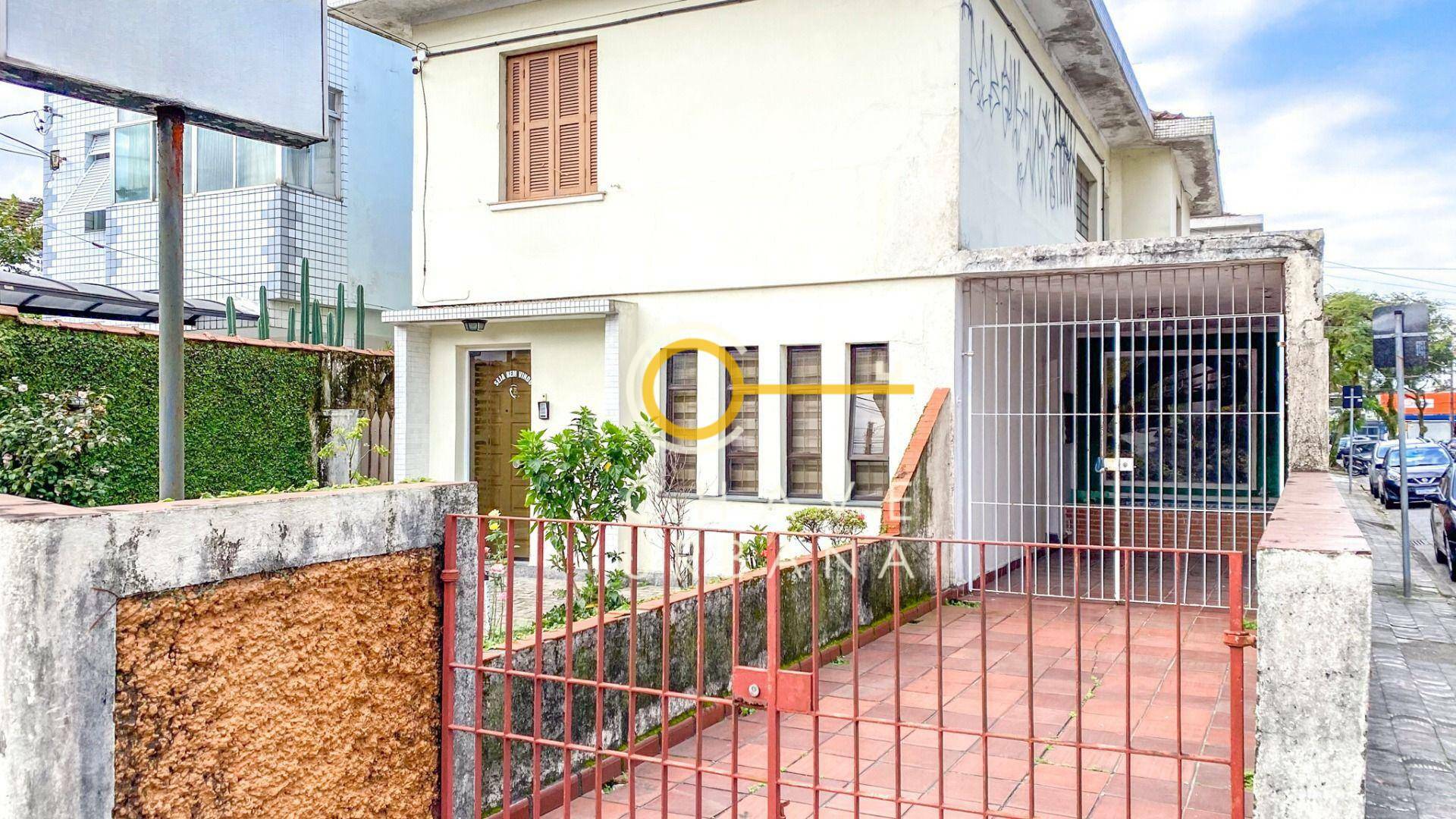 Casa de Condomínio à venda com 5 quartos, 250m² - Foto 1