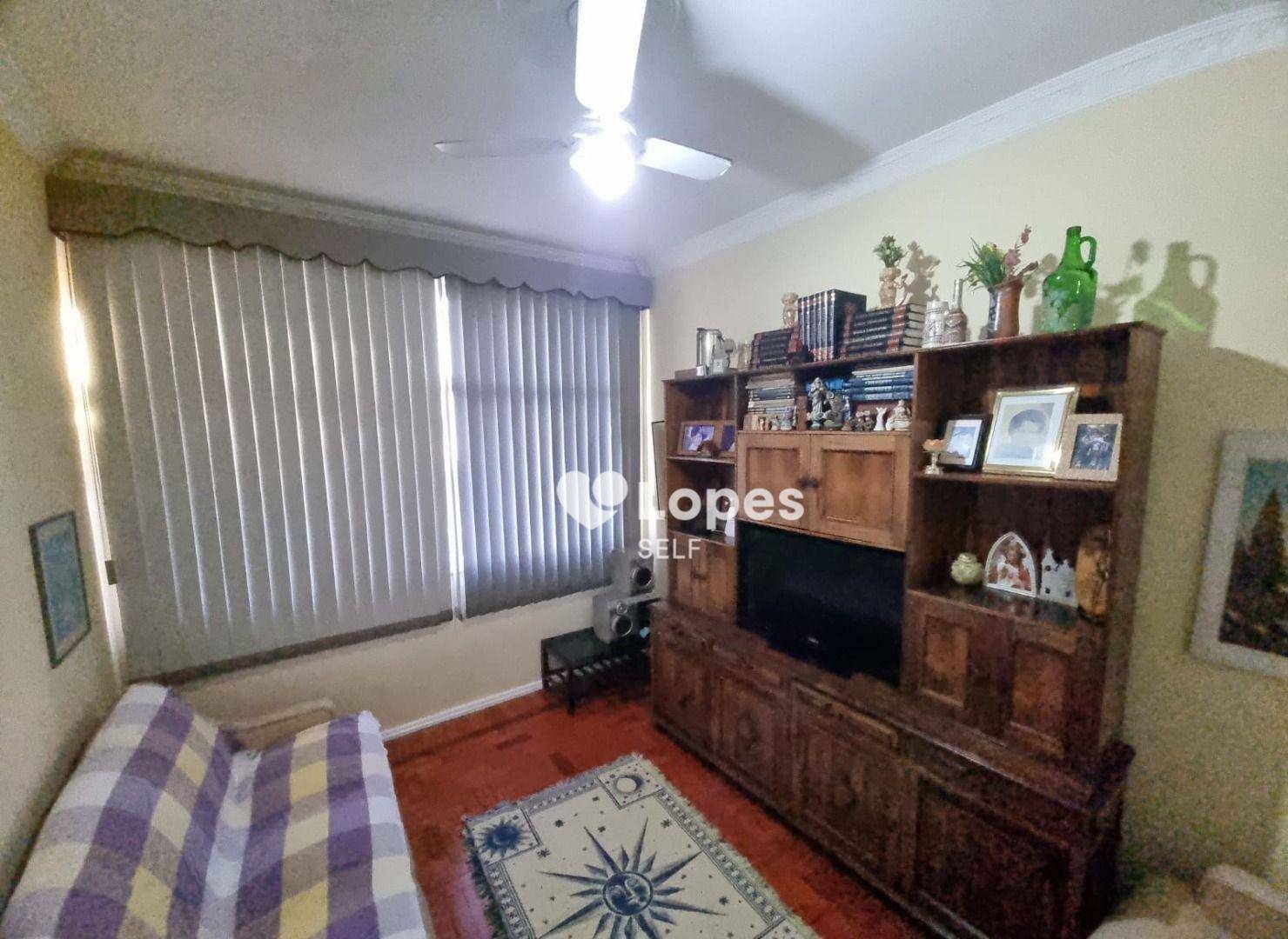 Apartamento à venda com 3 quartos, 75m² - Foto 1