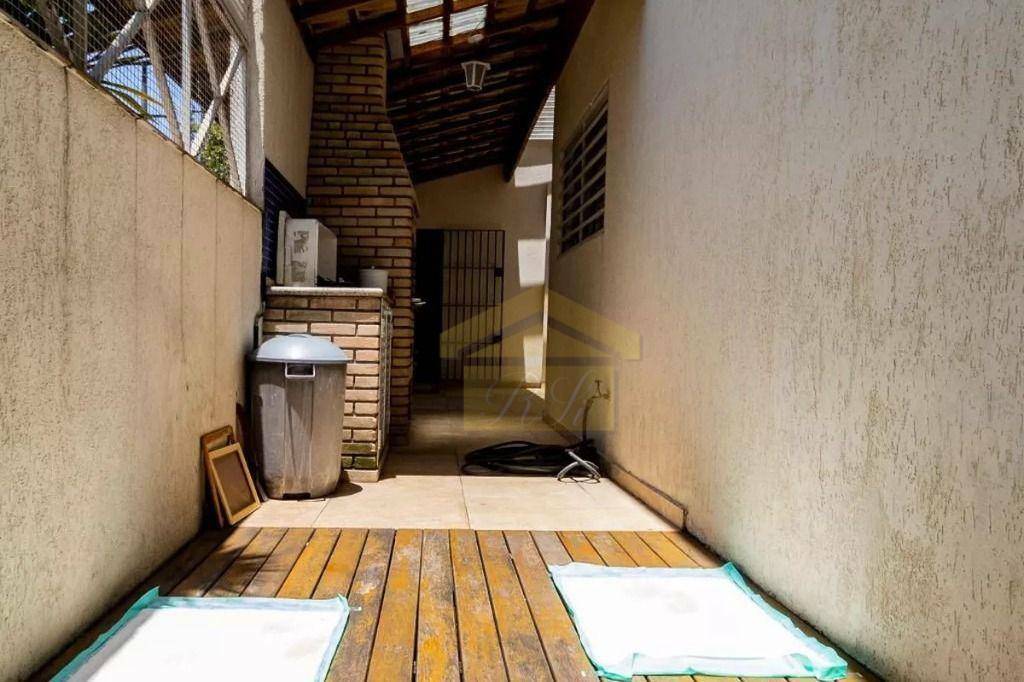 Sobrado à venda e aluguel com 3 quartos, 130m² - Foto 35