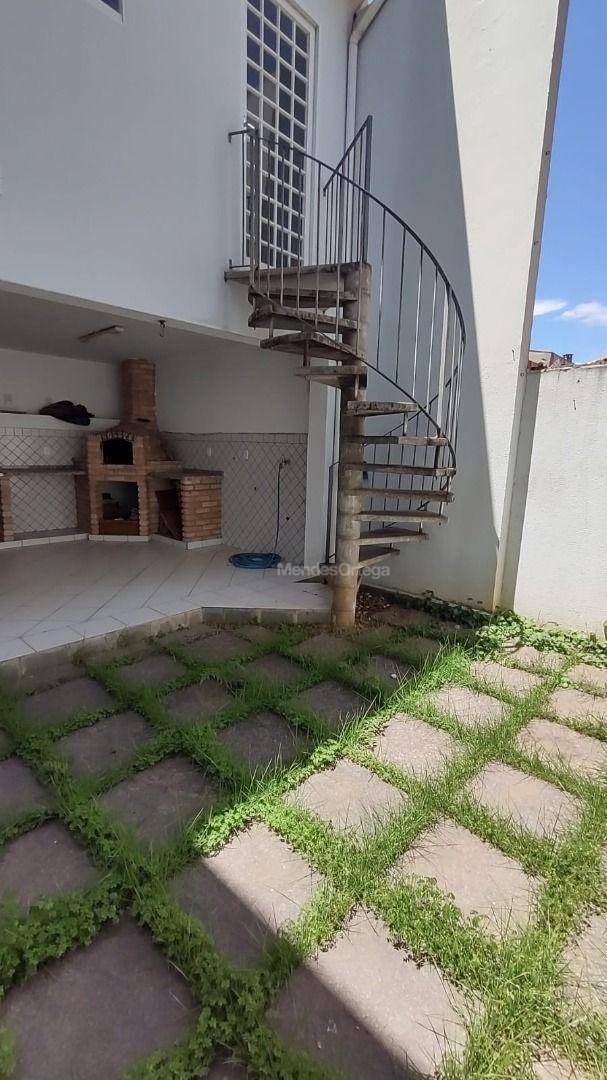 Casa à venda com 3 quartos, 125m² - Foto 26