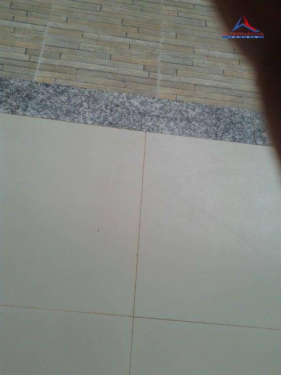 Casa à venda com 2 quartos, 150m² - Foto 8
