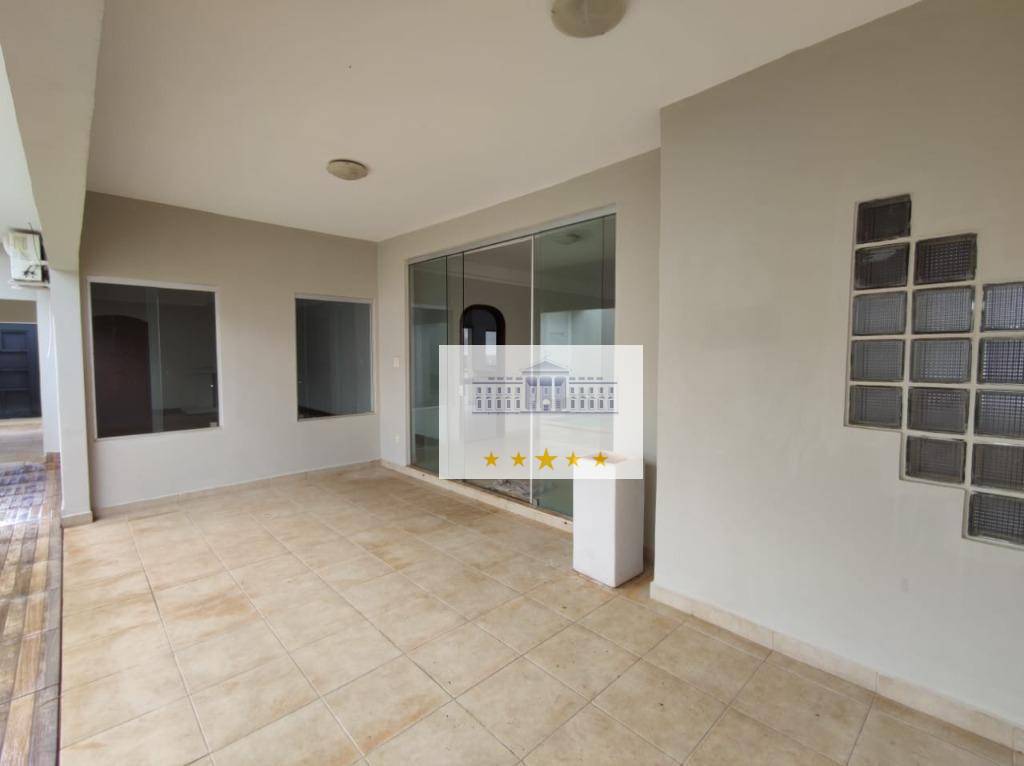 Casa à venda com 3 quartos, 250m² - Foto 7