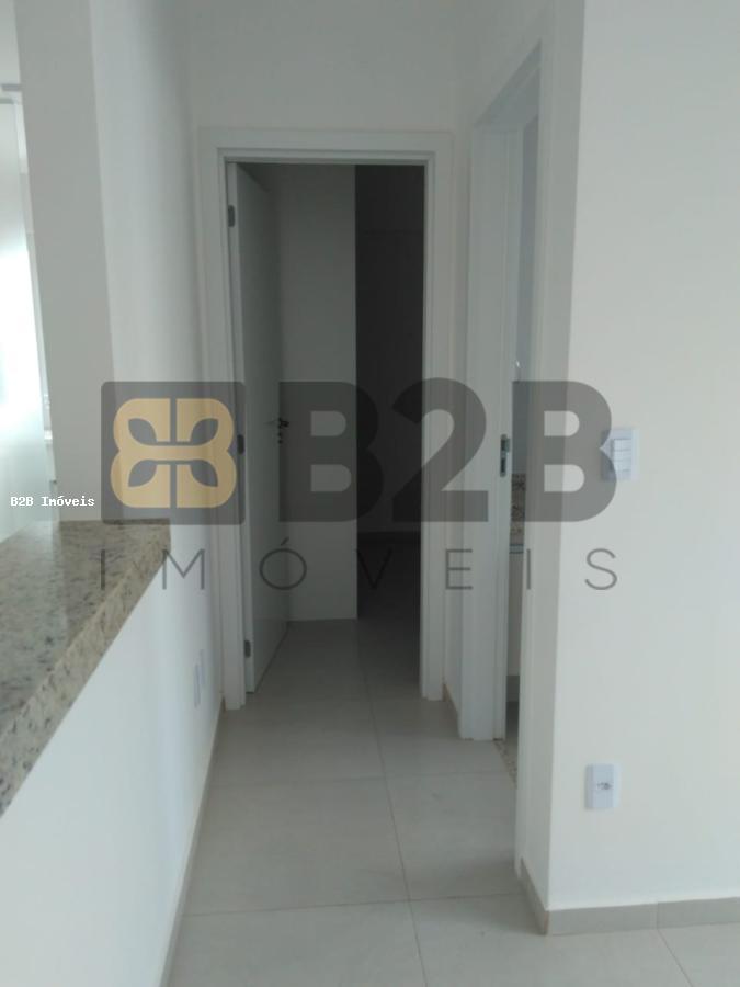 Apartamento à venda com 1 quarto, 33m² - Foto 9