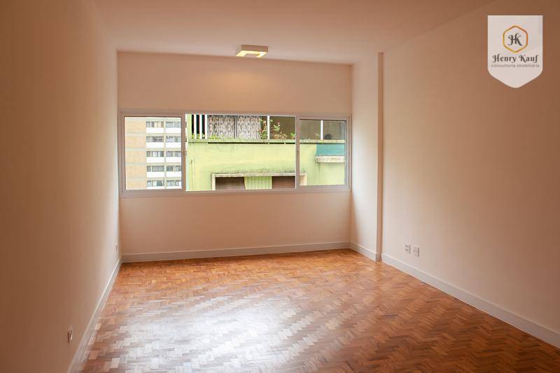 Apartamento à venda com 3 quartos, 150m² - Foto 11