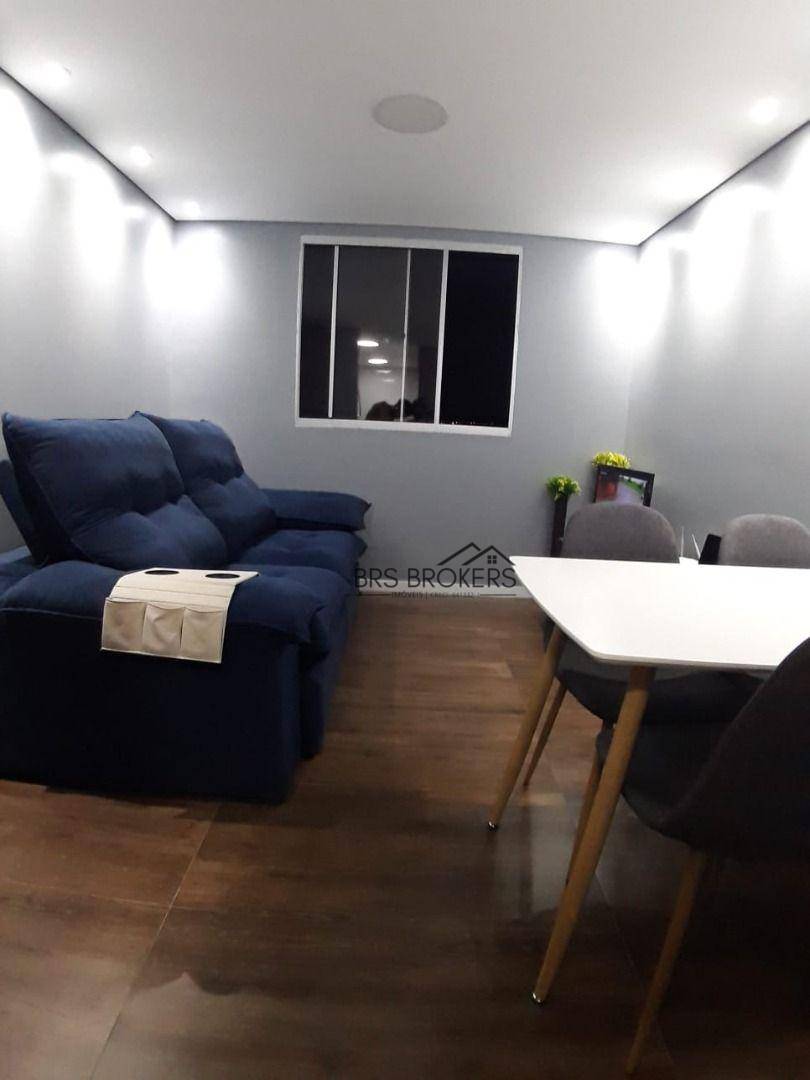 Apartamento à venda com 2 quartos, 39m² - Foto 2