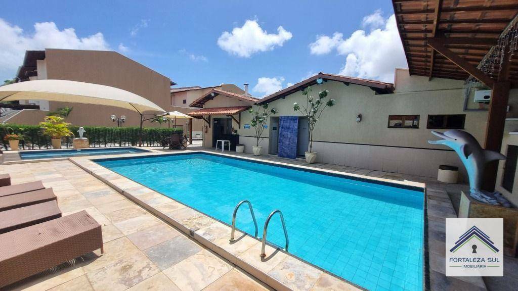 Casa de Condomínio à venda com 5 quartos, 200m² - Foto 5