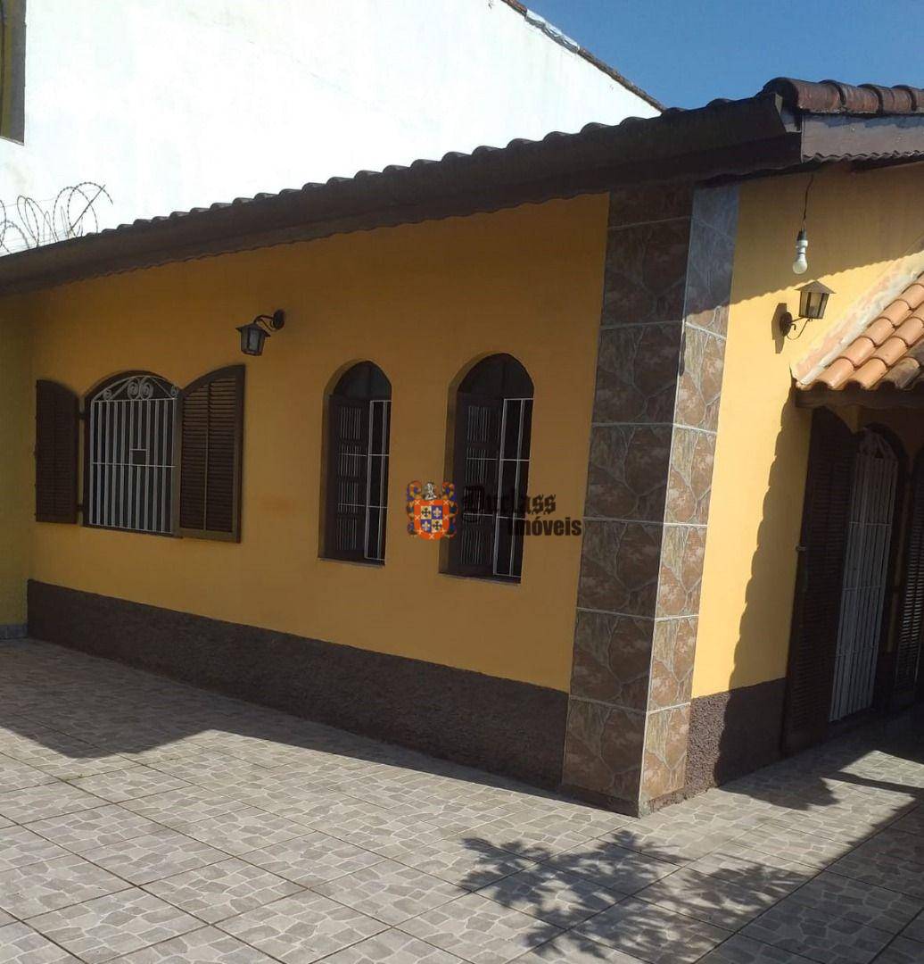 Casa à venda com 2 quartos, 138m² - Foto 1