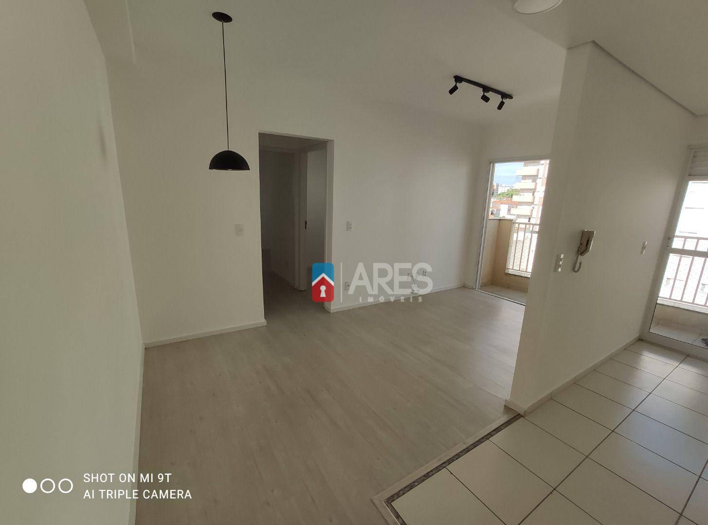 Apartamento para alugar com 2 quartos, 54m² - Foto 2