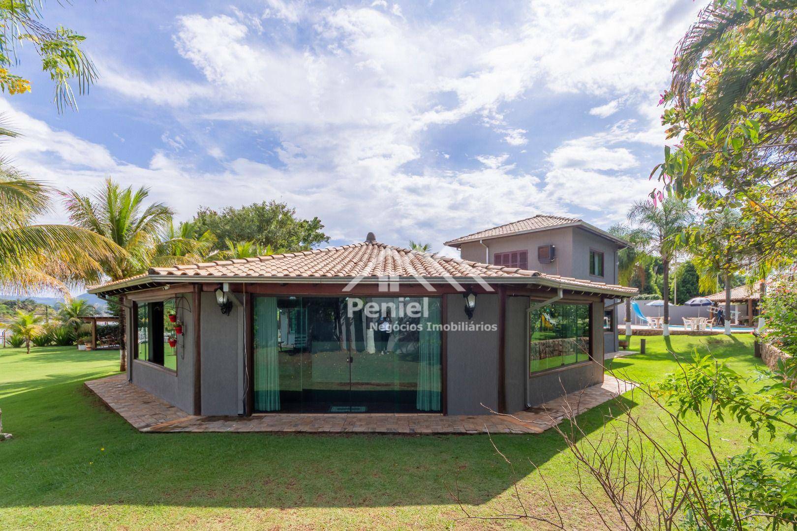 Chácara à venda com 5 quartos, 600m² - Foto 2