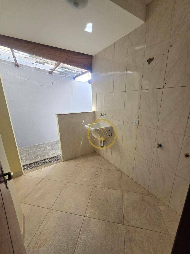 Casa à venda com 3 quartos, 154m² - Foto 14