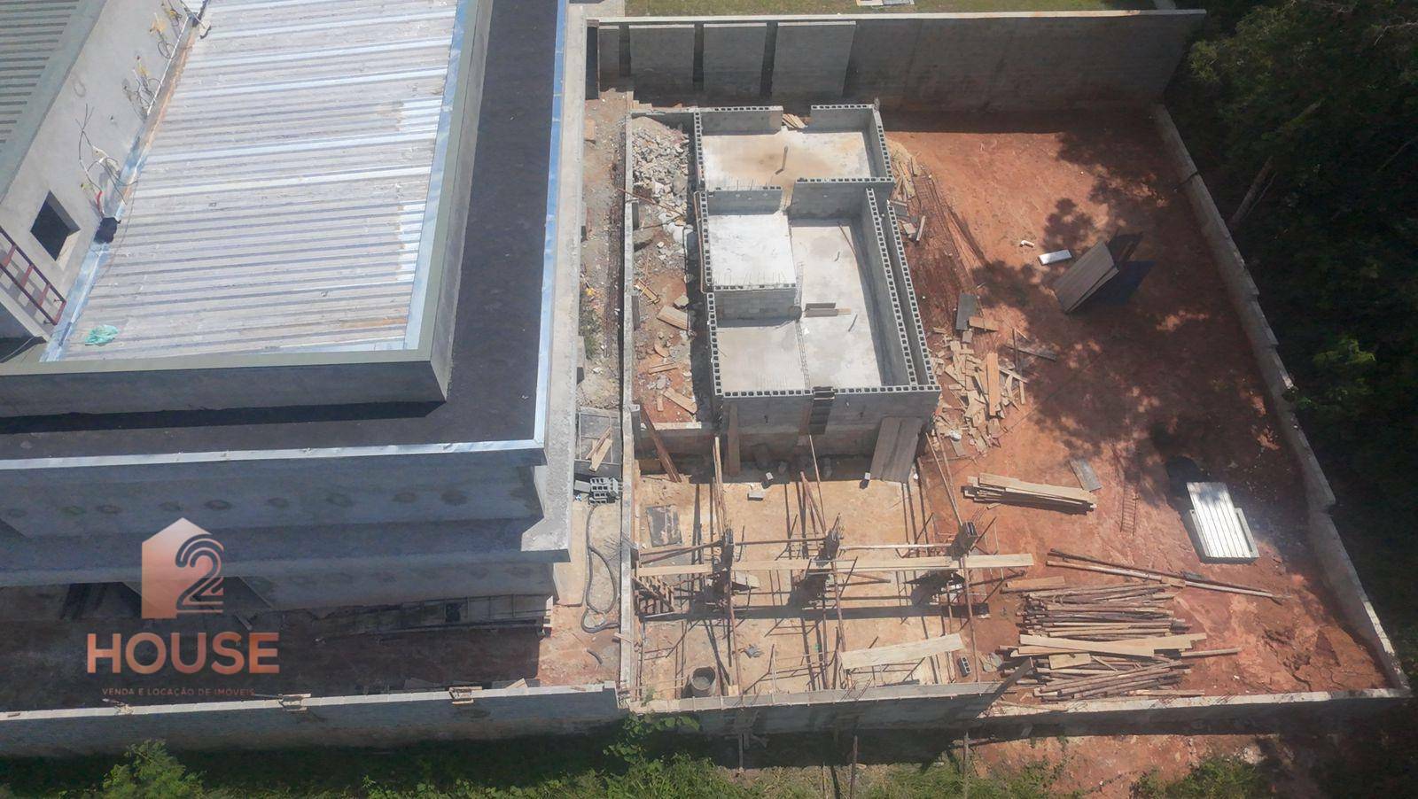 Casa de Condomínio à venda com 4 quartos, 361m² - Foto 37