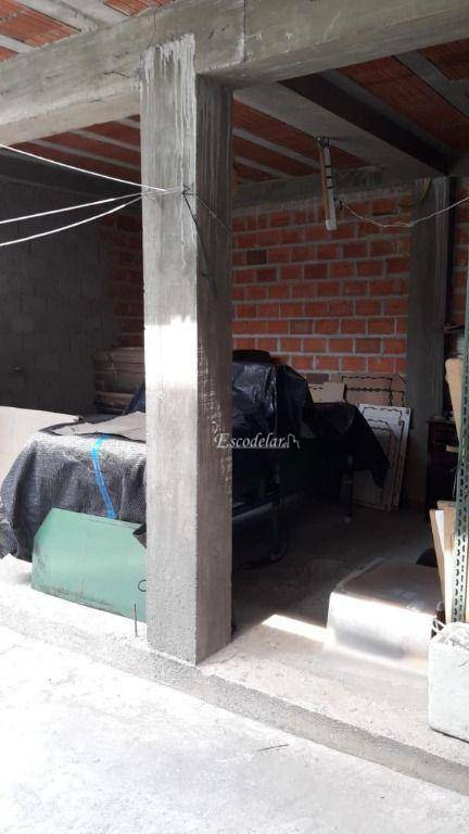 Sobrado à venda com 3 quartos, 200m² - Foto 18