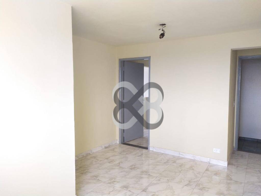 Apartamento à venda com 3 quartos, 55m² - Foto 8