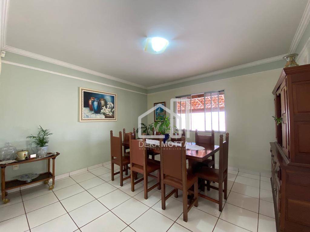 Casa à venda com 3 quartos, 240m² - Foto 50