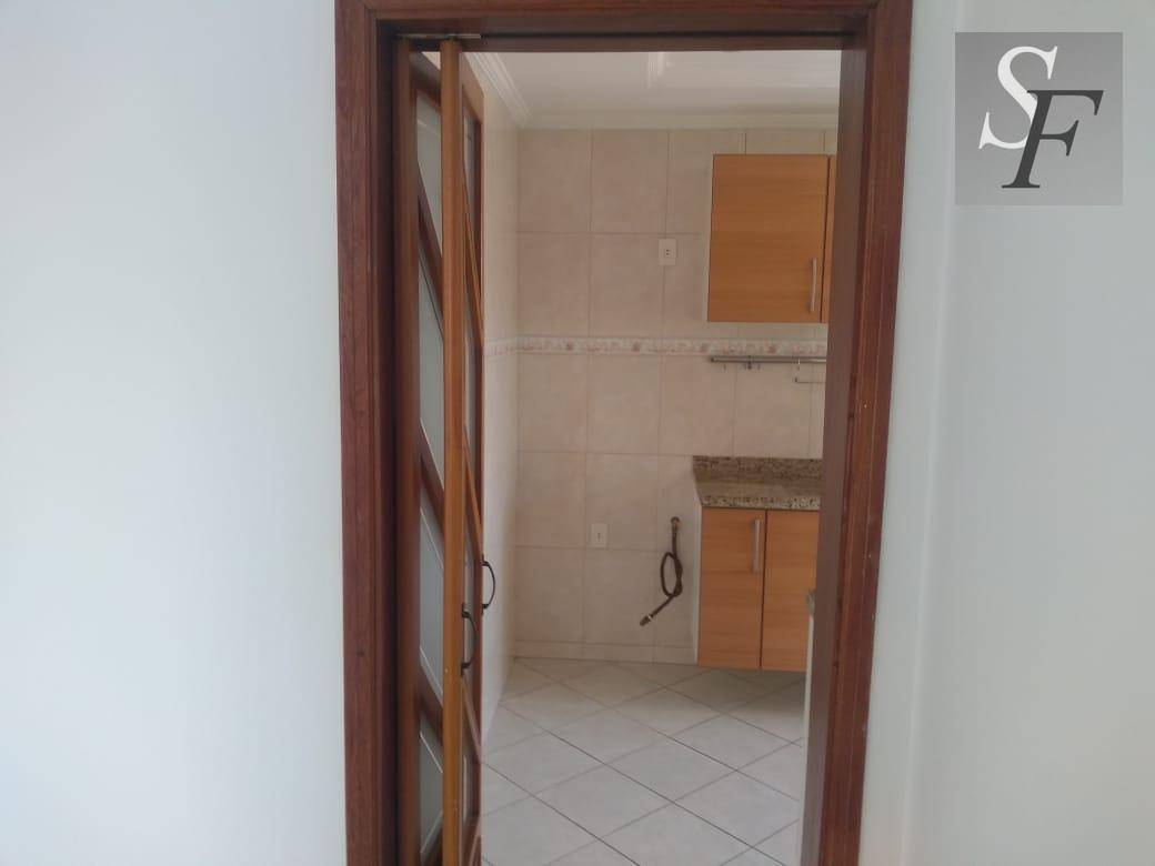 Apartamento à venda com 2 quartos, 80m² - Foto 15