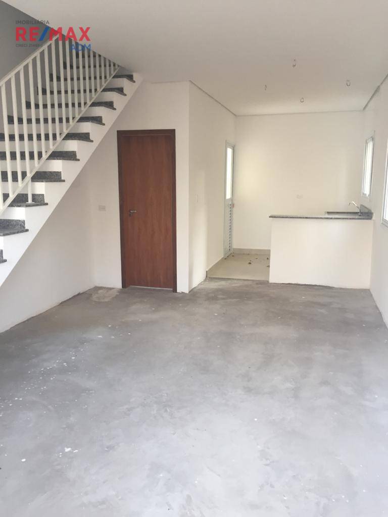 Sobrado à venda com 3 quartos, 81m² - Foto 2