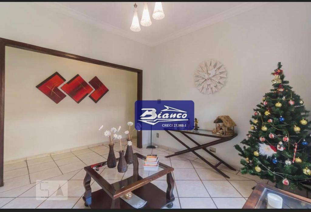 Sobrado à venda com 3 quartos, 240m² - Foto 3