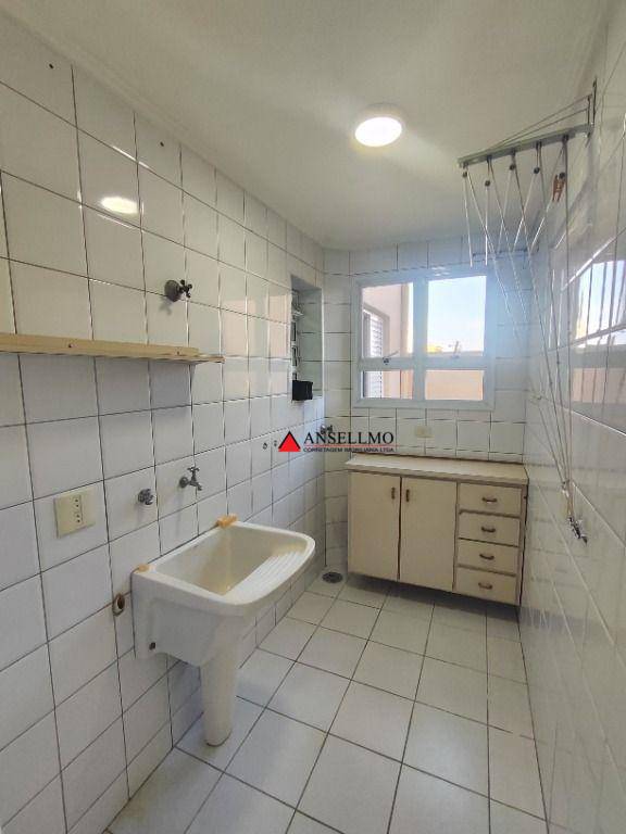 Apartamento para alugar com 3 quartos, 107m² - Foto 18