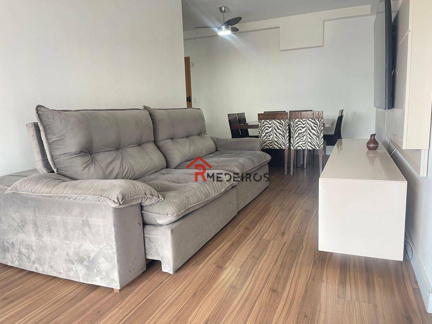 Apartamento à venda com 2 quartos, 83m² - Foto 3