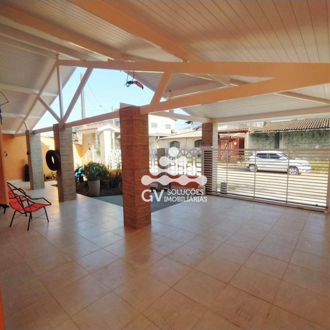 Casa à venda com 5 quartos, 200m² - Foto 5