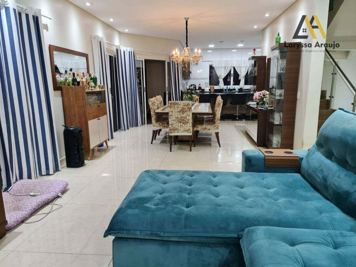 Casa à venda com 3 quartos, 320m² - Foto 30