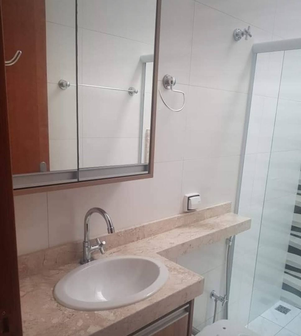 Casa à venda com 2 quartos, 82m² - Foto 11