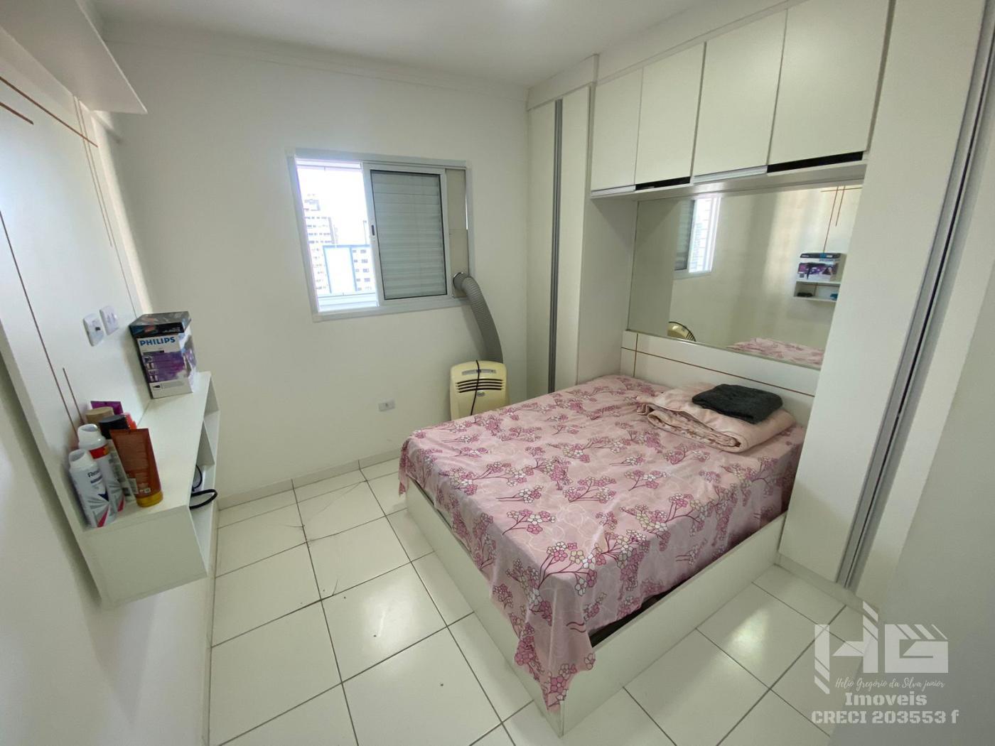 Apartamento à venda com 2 quartos, 65m² - Foto 28