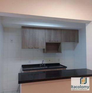 Apartamento à venda com 2 quartos, 79m² - Foto 3