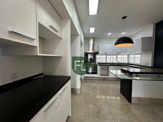 Apartamento à venda com 3 quartos, 154m² - Foto 20